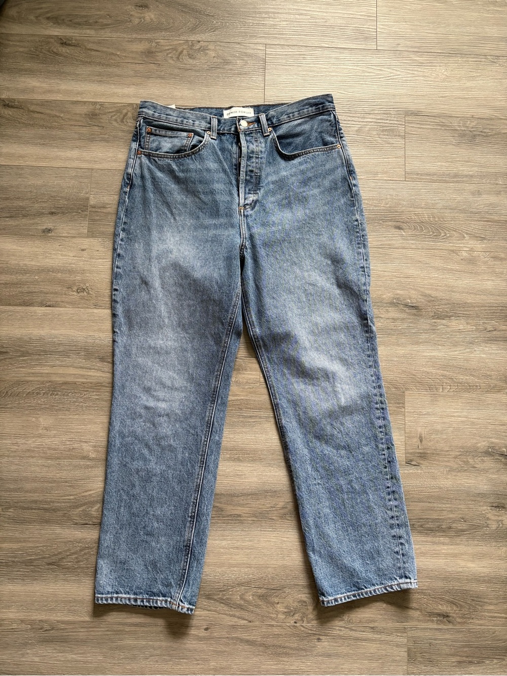 Denim Forum Straight Leg Jeans in Medium Blue Wash